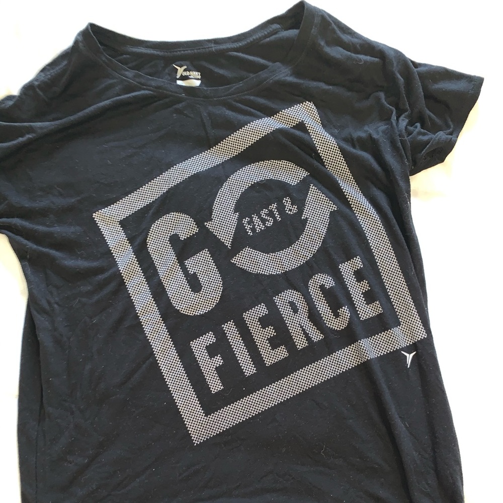 Old navy active wear top large